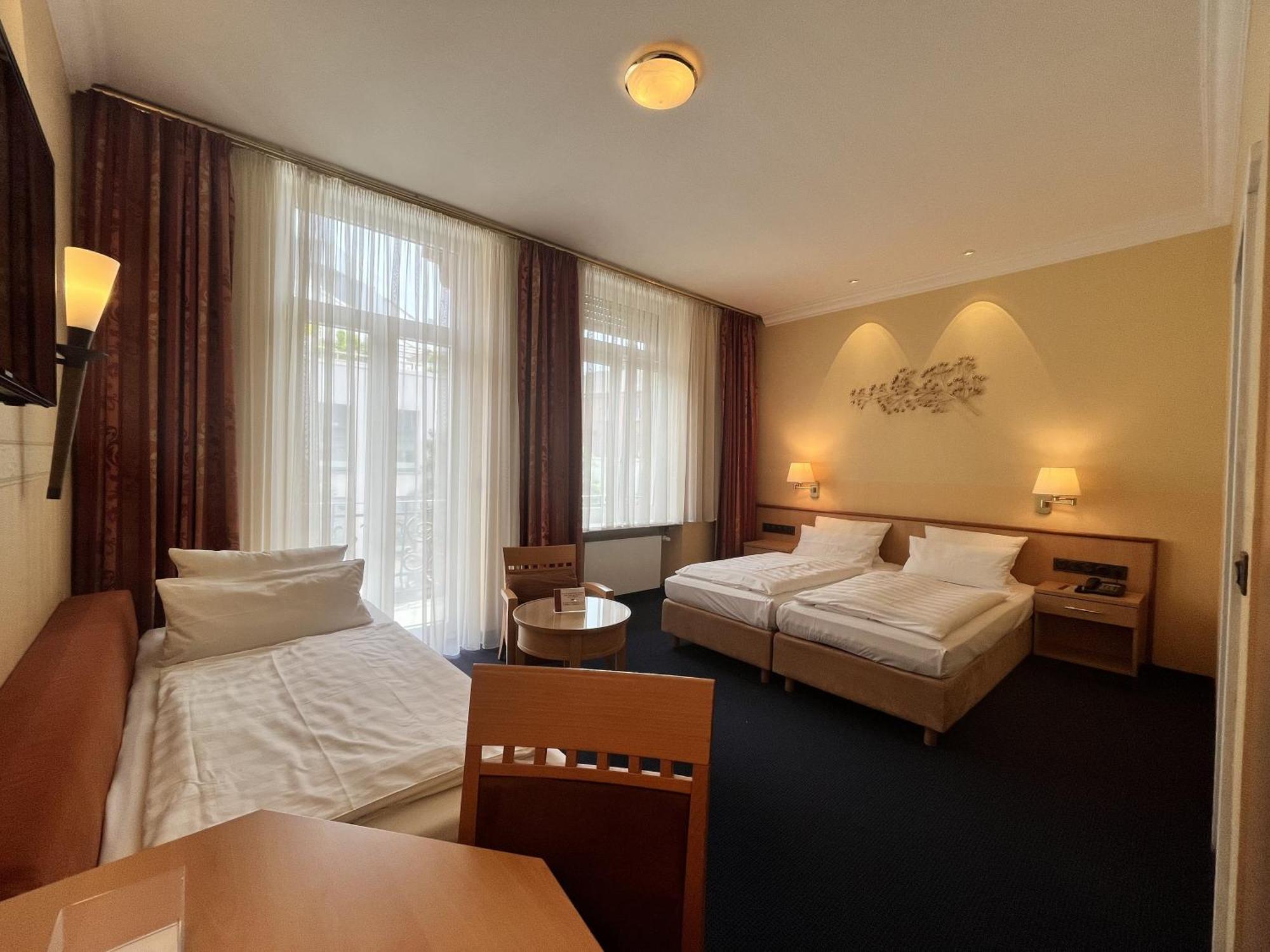 Mack Private Hotel